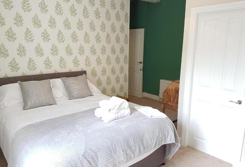 חדר סטנדרט עם מיטת קינג, The Railway