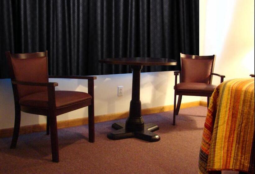 غرفة قياسية, Centennial Motel