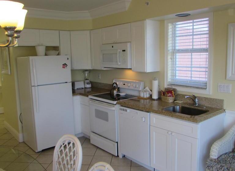 شقة غرفتين, Edison Beach House