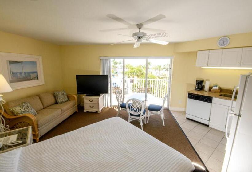 إستوديو ديلوكس, Edison Beach House