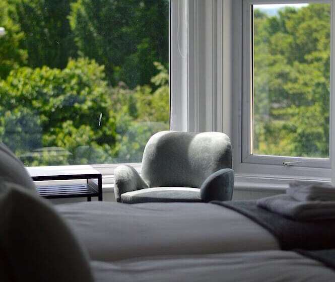 Семейный Номер, Q8 Boutique