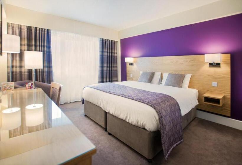 חדר קלאסי, Ramsey Park