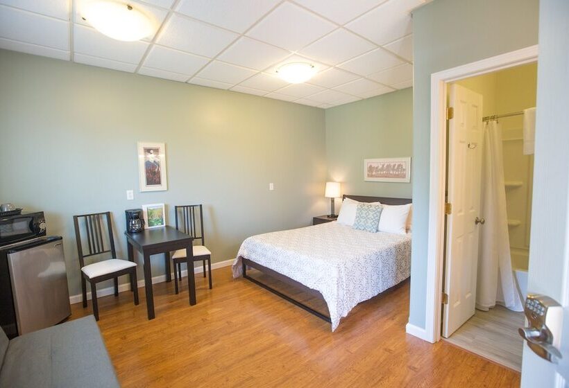 غرفة قياسية, Trailhead Lodging