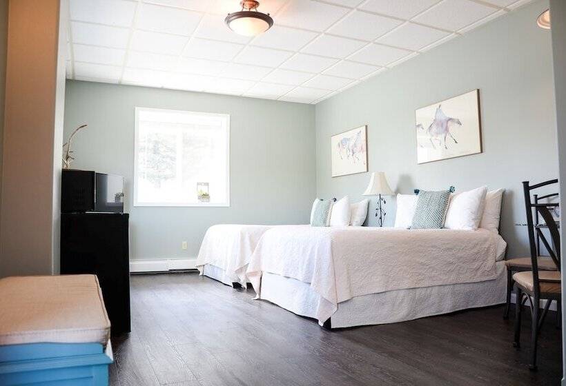 غرفه قياسيه سريرين مزدوجين, Trailhead Lodging