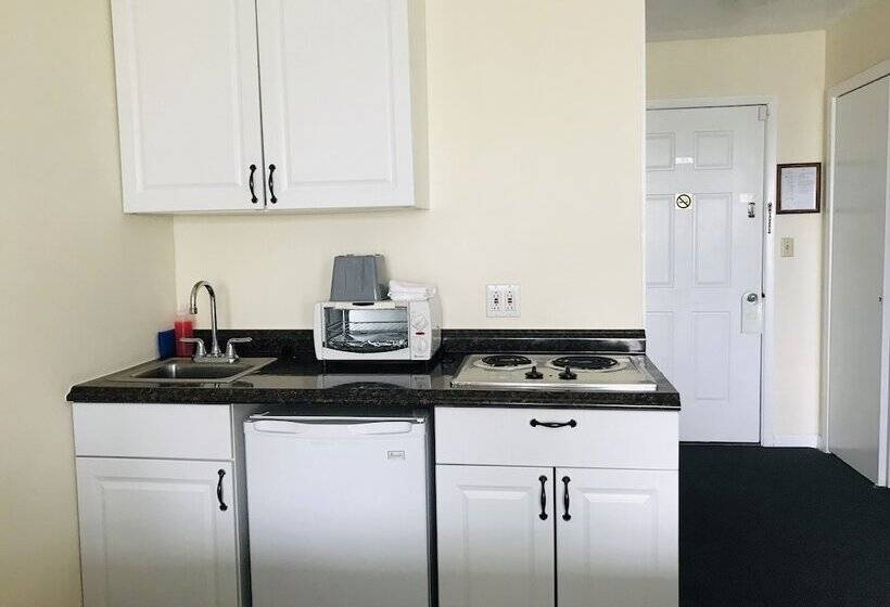 إستوديو قياسى, Ocean Surf Resort