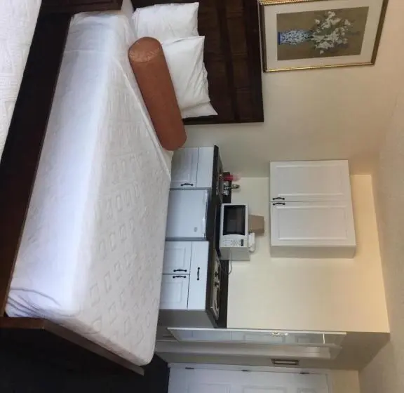 プールビュースタンダードステューディオ, Ocean Surf Resort