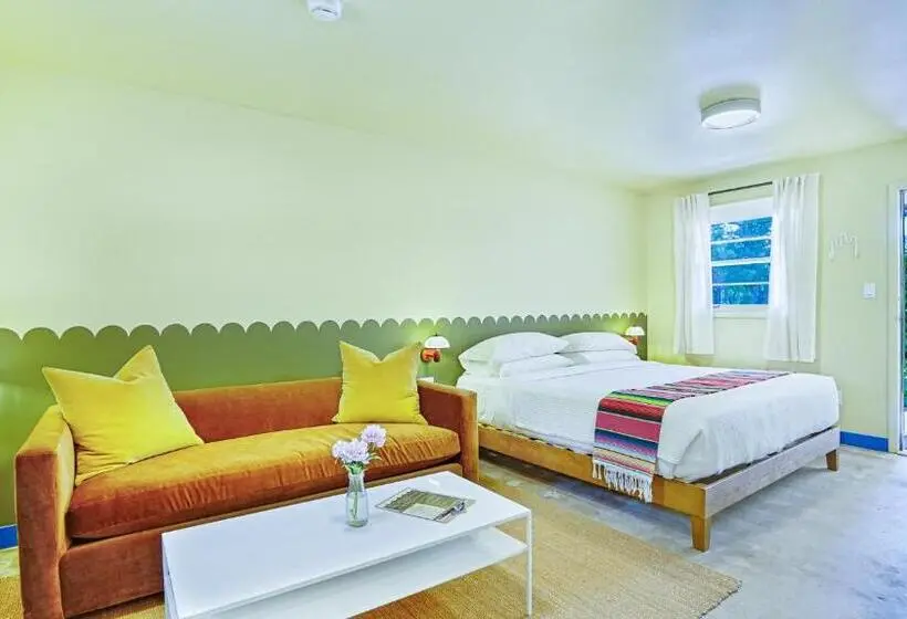 Standard Neljän Hengen Huone, The Siesta Motel