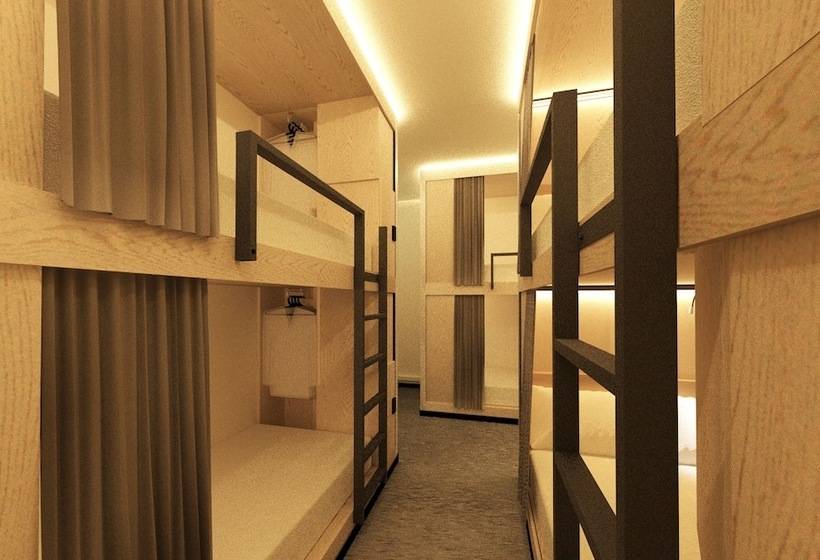 تختخواب در اتاق مشترک, Bond Boutique Capsule Hotel At Bugis   Hostel