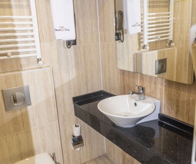스탠다드 트리플 룸, Grand şah Otel