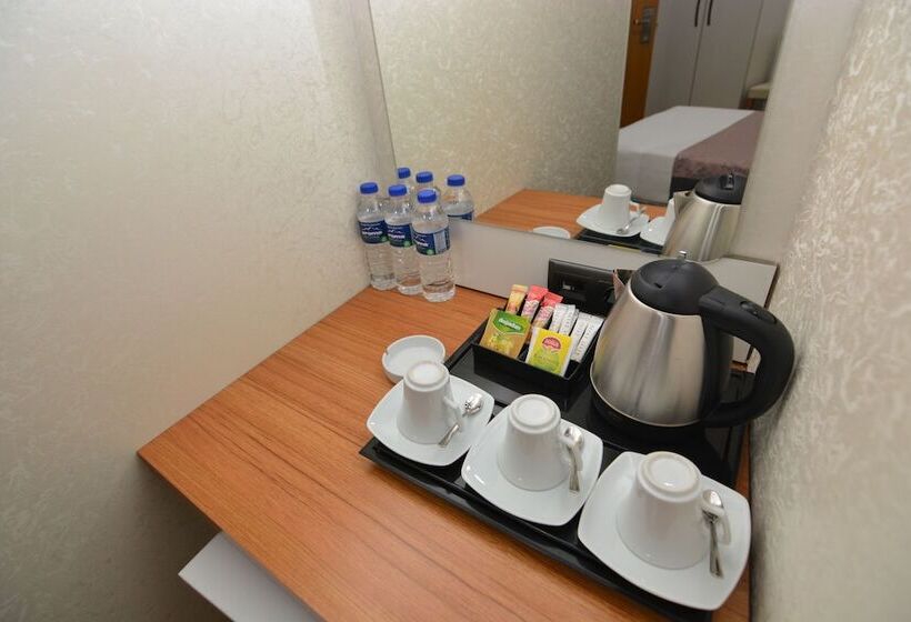 스탠다드 트리플 룸, Grand şah Otel