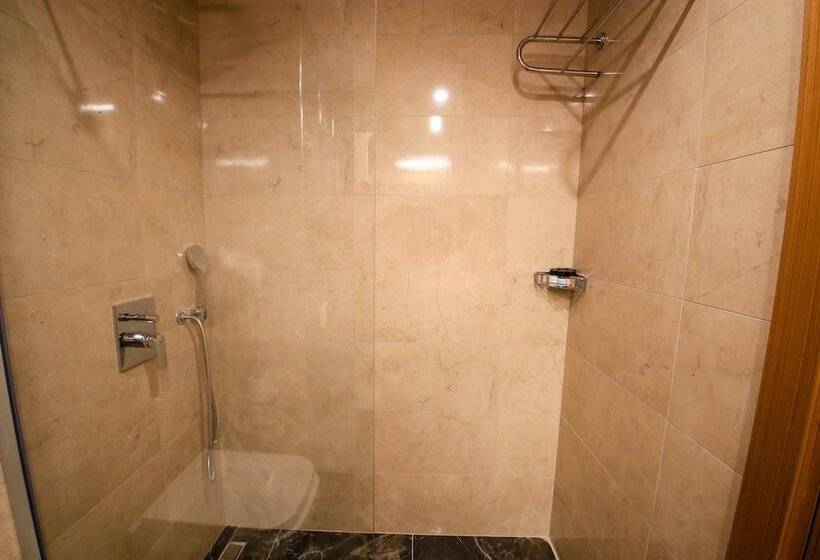 디럭스 룸, Aymi̇ra Hotel & Spa