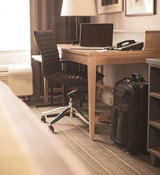 Номер Стандарт Кровать Кинг Адаптированный для Инвалидов, Country Inn & Suites By Radisson, Lubbock Southwest, Tx