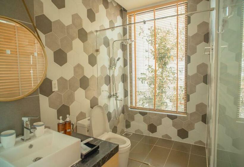 اتاق سوپریور با چشمانداز کوهستان, Dalat Home