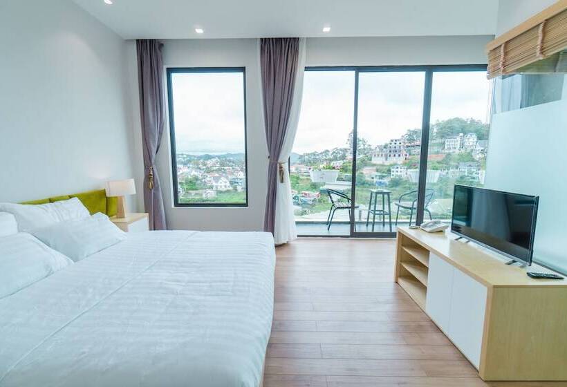 اتاق لوکس با چشمانداز شهر, Dalat Home