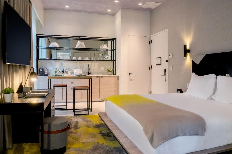 جناح, Hyde Suites Midtown Miami