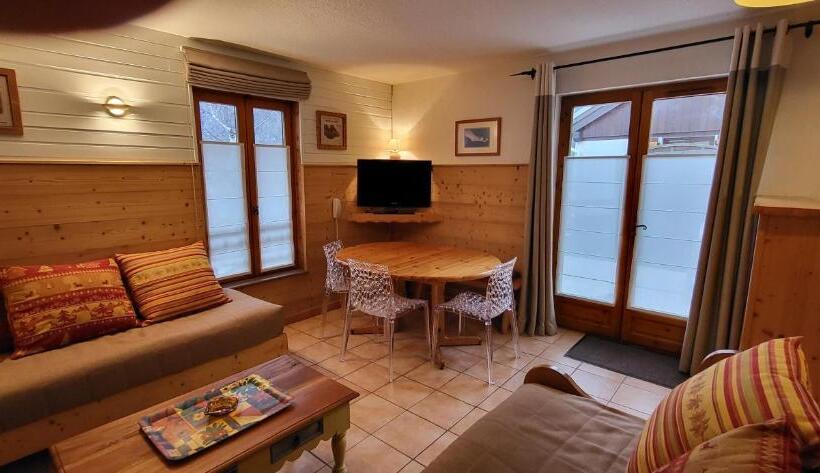 Апартаменты 1 Спальня с Видом, Locations Appartements & Chalets   Village Piéton, Vue Glaciers