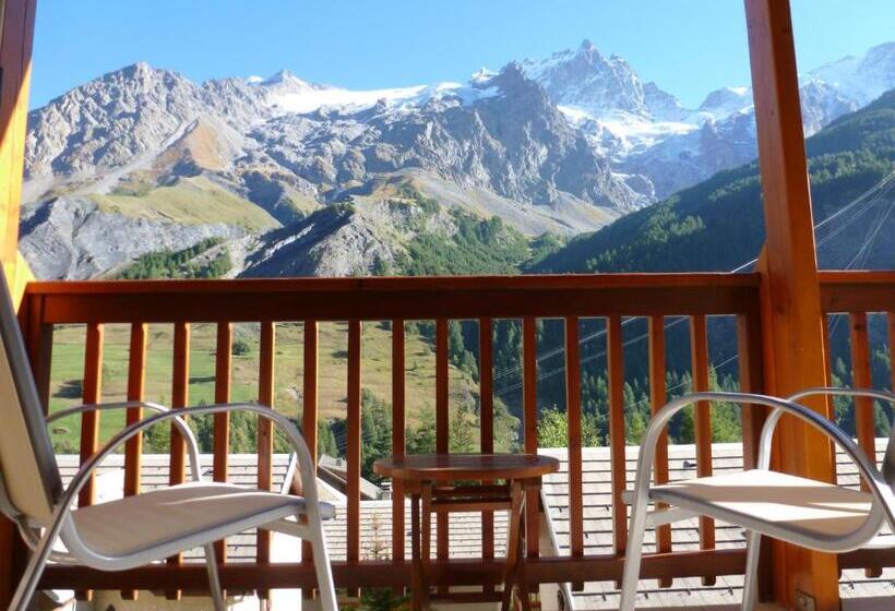 샬레, Locations Appartements & Chalets   Village Piéton, Vue Glaciers