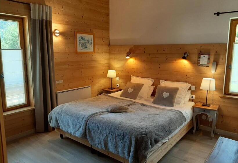 샬레, Locations Appartements & Chalets   Village Piéton, Vue Glaciers