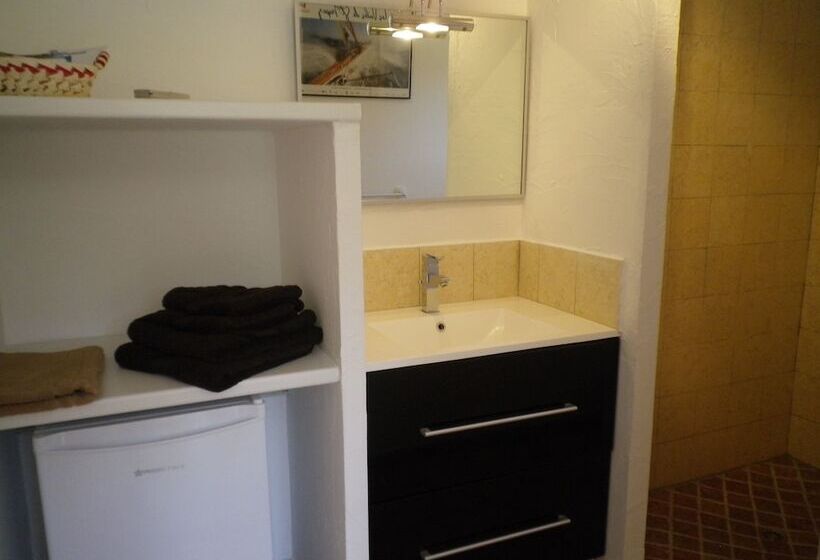 חדר סטנדרט, Chambres D'hôtes Villa Alizé