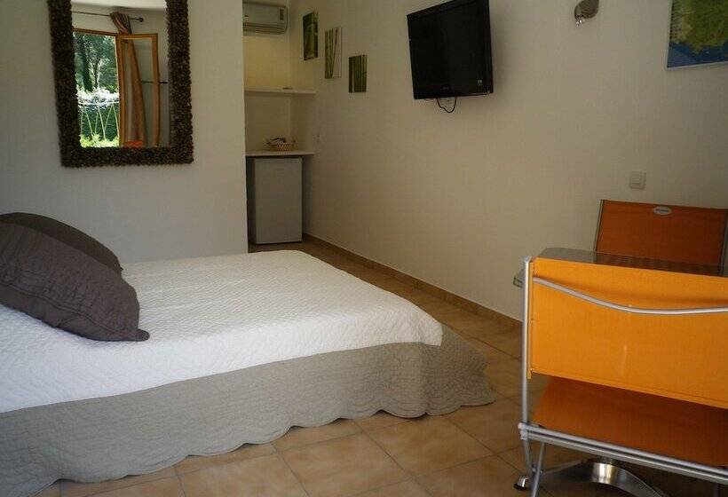 חדר סטנדרט, Chambres D'hôtes Villa Alizé