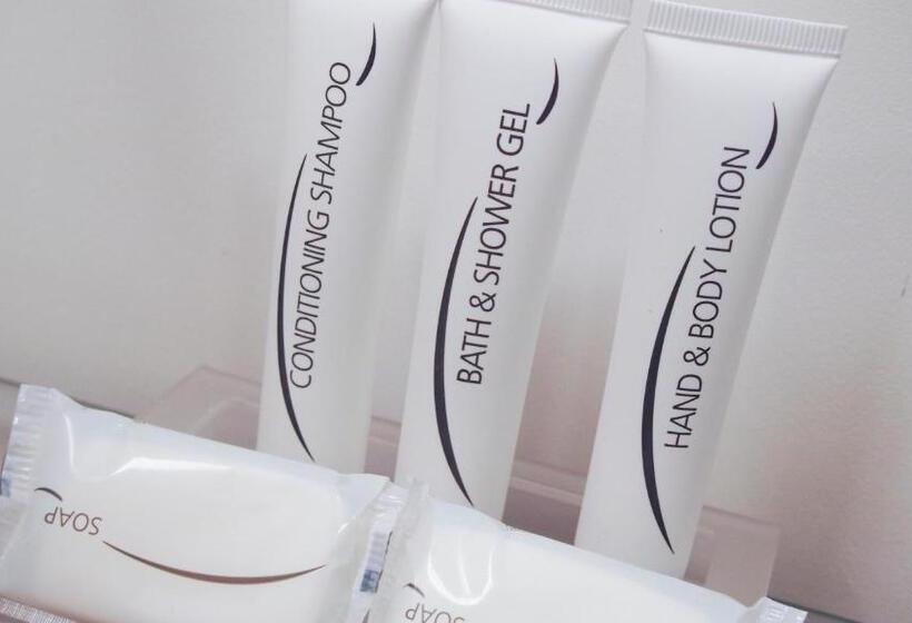 اتاق لوکس, Pantile Lodge