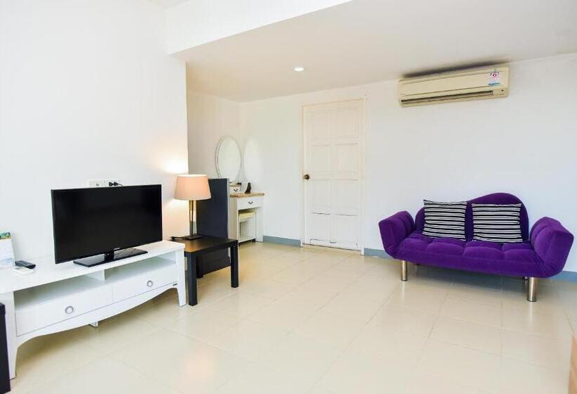 Habitación Triple Deluxe, The Answer Beachfront Cha Am