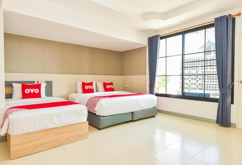 Suite Familiar, The Answer Beachfront Cha Am