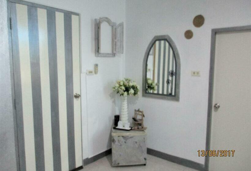 Habitació Superior, Similan