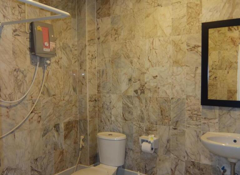 Habitació Superior, Similan