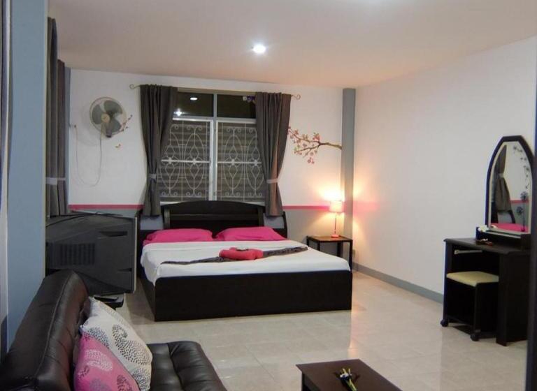 Habitació Superior, Similan