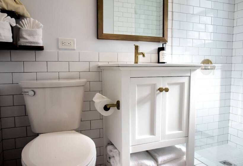 Номер Deluxe, Sunset Inn