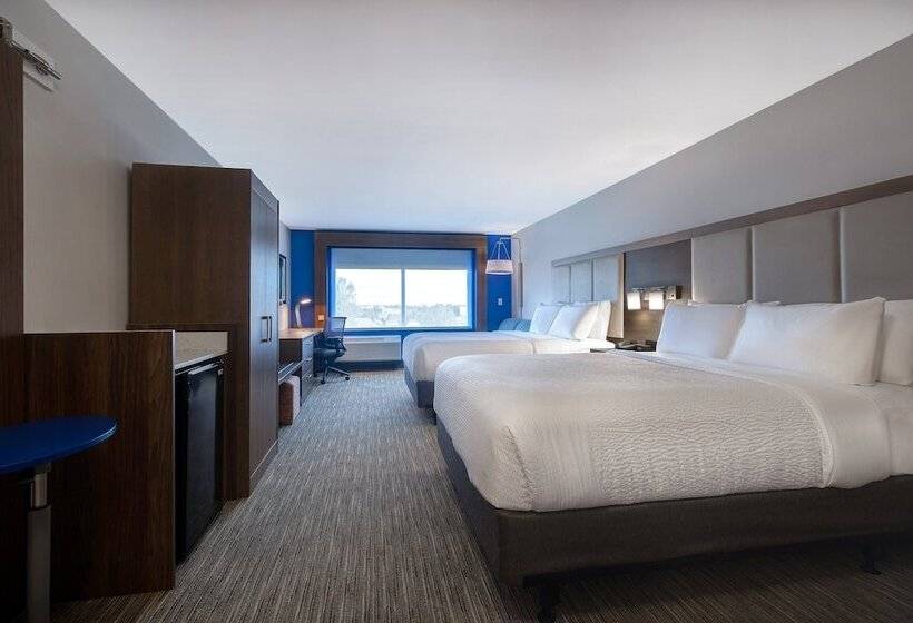 جناح, Holiday Inn Express & Suites   Brighton, An Ihg