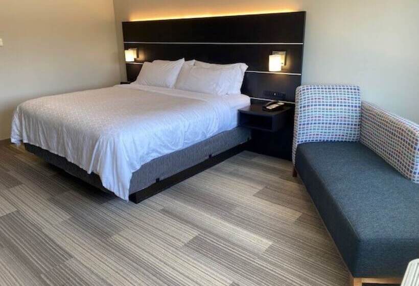 스탠다드 룸, Holiday Inn Express & Suites Warrensburg North, An Ihg