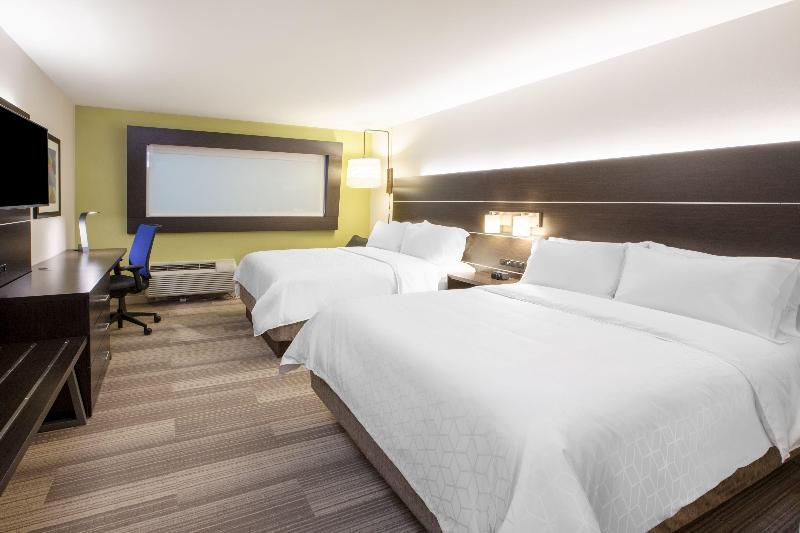 스위트, Holiday Inn Express & Suites Warrensburg North, An Ihg