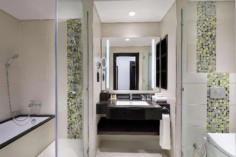 身障者適用キングサイズベッドルーム, Holiday Inn Express & Suites Warrensburg North, An Ihg
