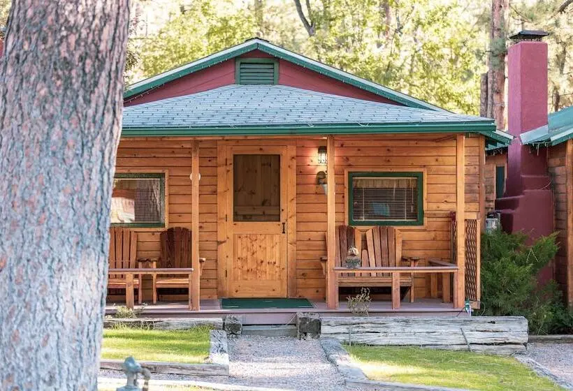 کابین, Ruidoso Lodge Cabins