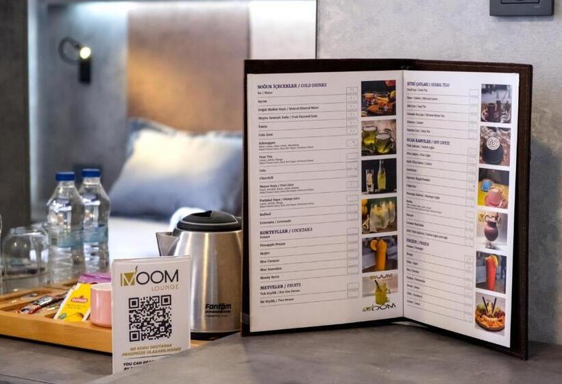 اتاق استاندارد یک نفره, The Queen