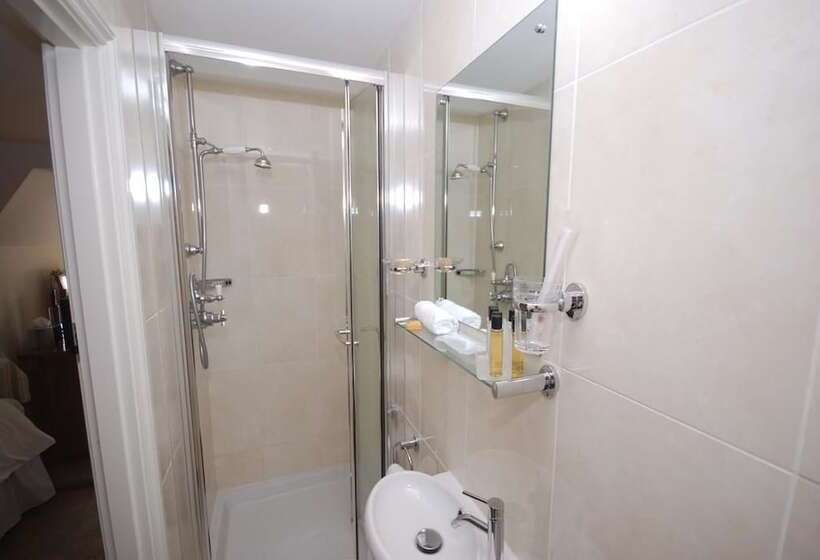 اتاق لوکس یک تخته, The Chequers Inn