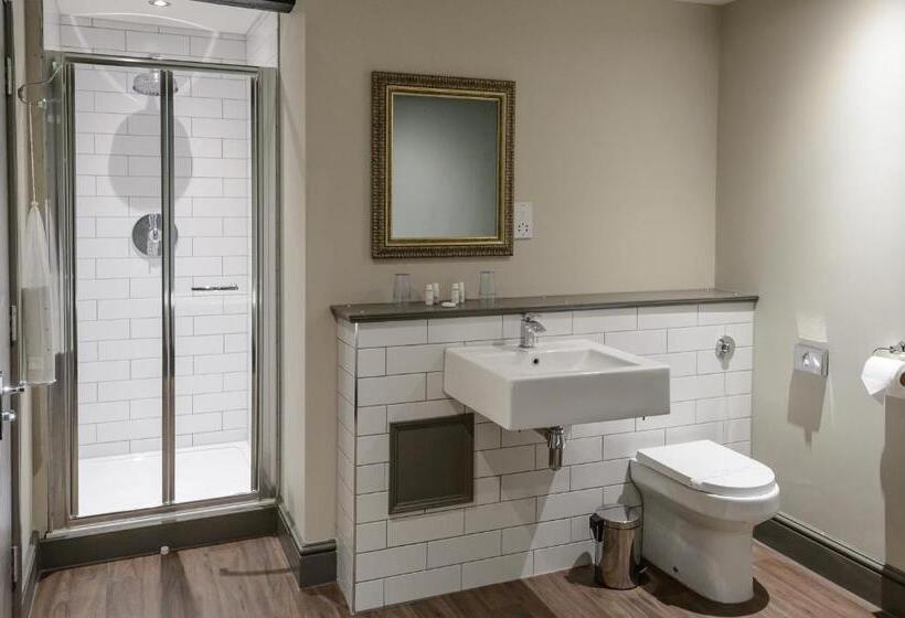 Люкс Повышенной Комфортности, Kings Arms