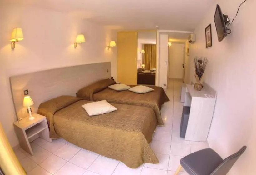 Triple Room Sea View, Hôtel Le Romantique