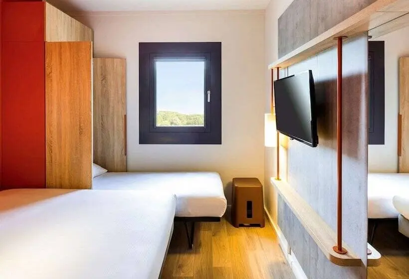 スタンダードトリプルルーム, Ibis Budget Saintetienne Centre Gare Chateaucreux