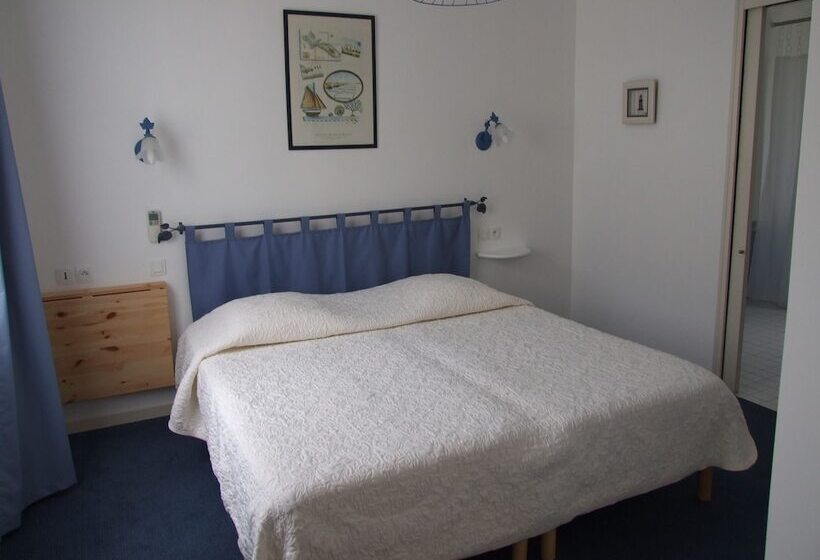 غرفة قياسية لذوى الاحتياجات الخاصة, Restaurant L Emeraude