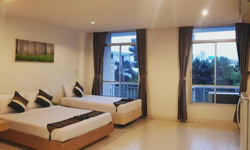 غرفة ديلوكس ثلاثية, Sena House