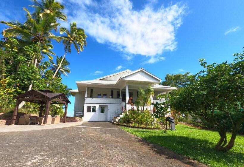 Номер Стандарт с Балконом, Hilo Bay Oceanfront Bed And Breakfast