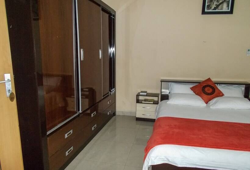 Cameră Standard, Waterfalls