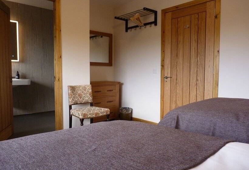 Стандартный Номер Нижний Этаж, Skye Lodge