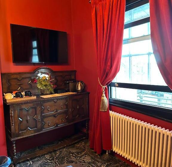 スーペリアールーム, Golden Fleece York