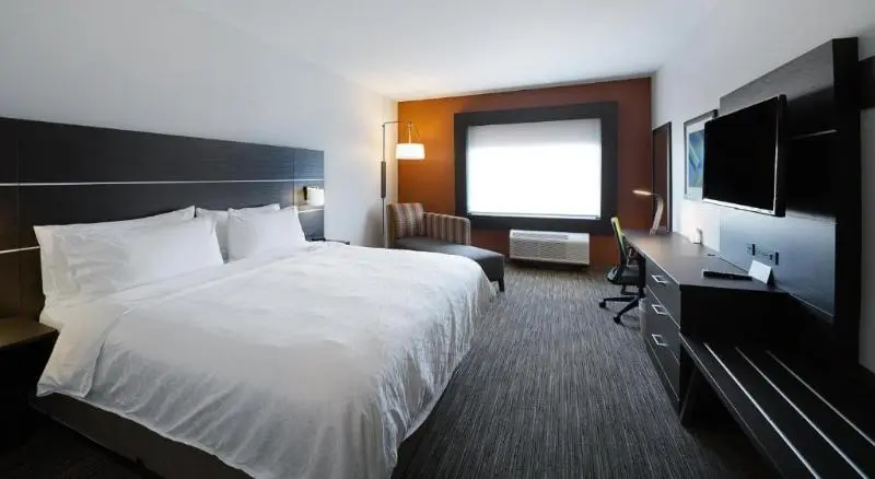 キングサイズベッドのスイートルーム, Holiday Inn Express & Suites Wentzville St Louis West, An Ihg