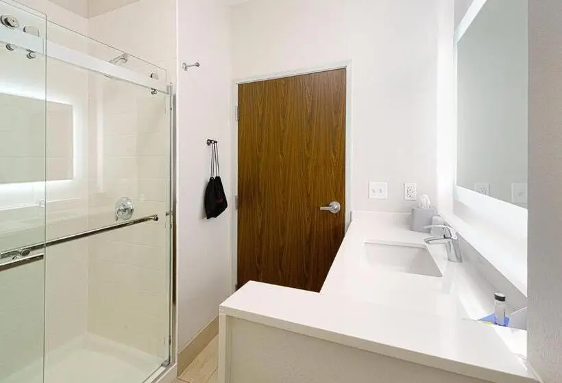 キングサイズベッドのスイートルーム, Holiday Inn Express & Suites Wentzville St Louis West, An Ihg