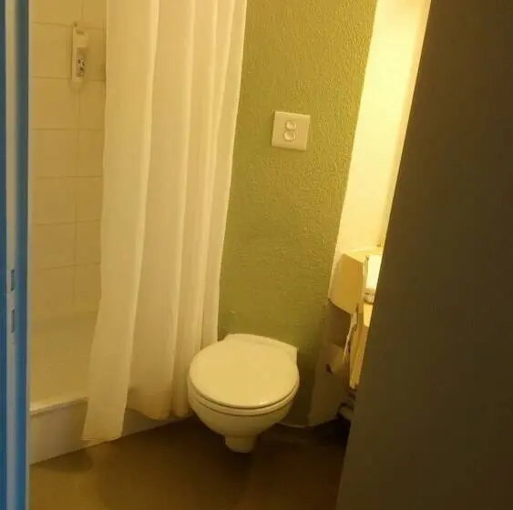 Standard Kolmen Hengen Huone, Ibis Budget Boulognesurmer Centre Les Ports